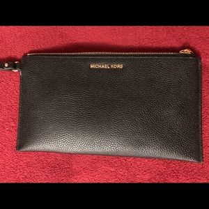 Michael Kors wristlet